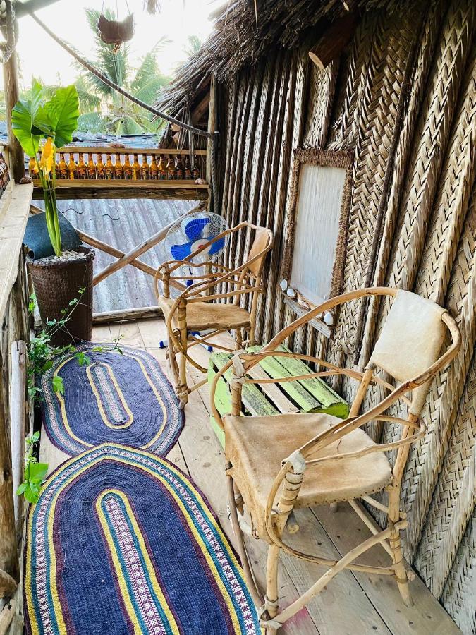 Kasuku Villa Джамбиани Екстериор снимка