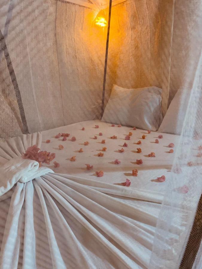 Kasuku Villa Джамбиани Екстериор снимка