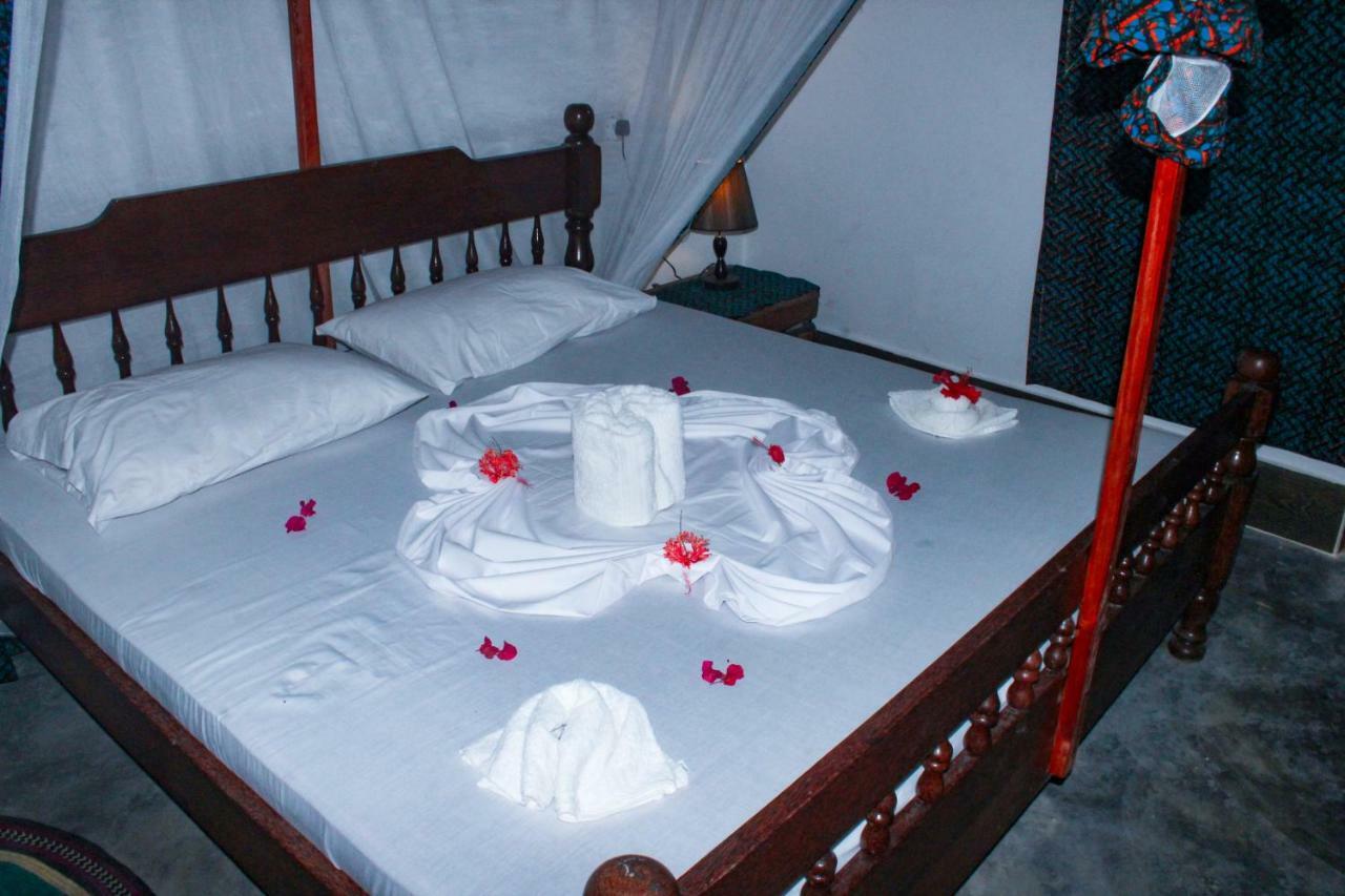 Kasuku Villa Джамбиани Екстериор снимка
