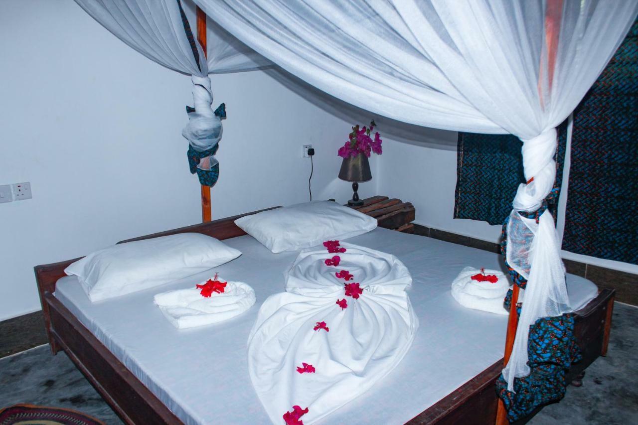 Kasuku Villa Джамбиани Екстериор снимка